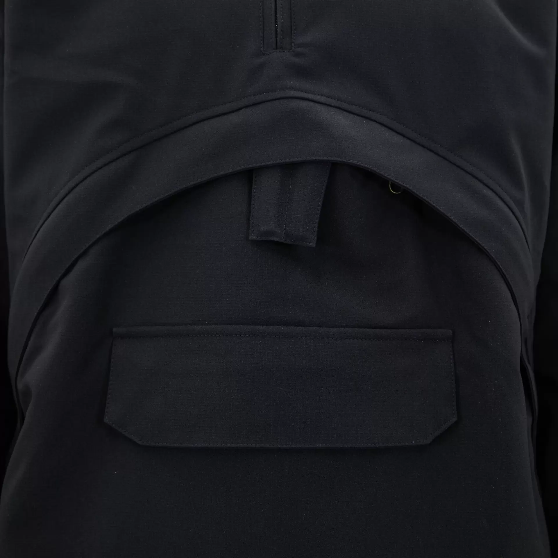 573857_23_tactical_anorak_black_08.webp