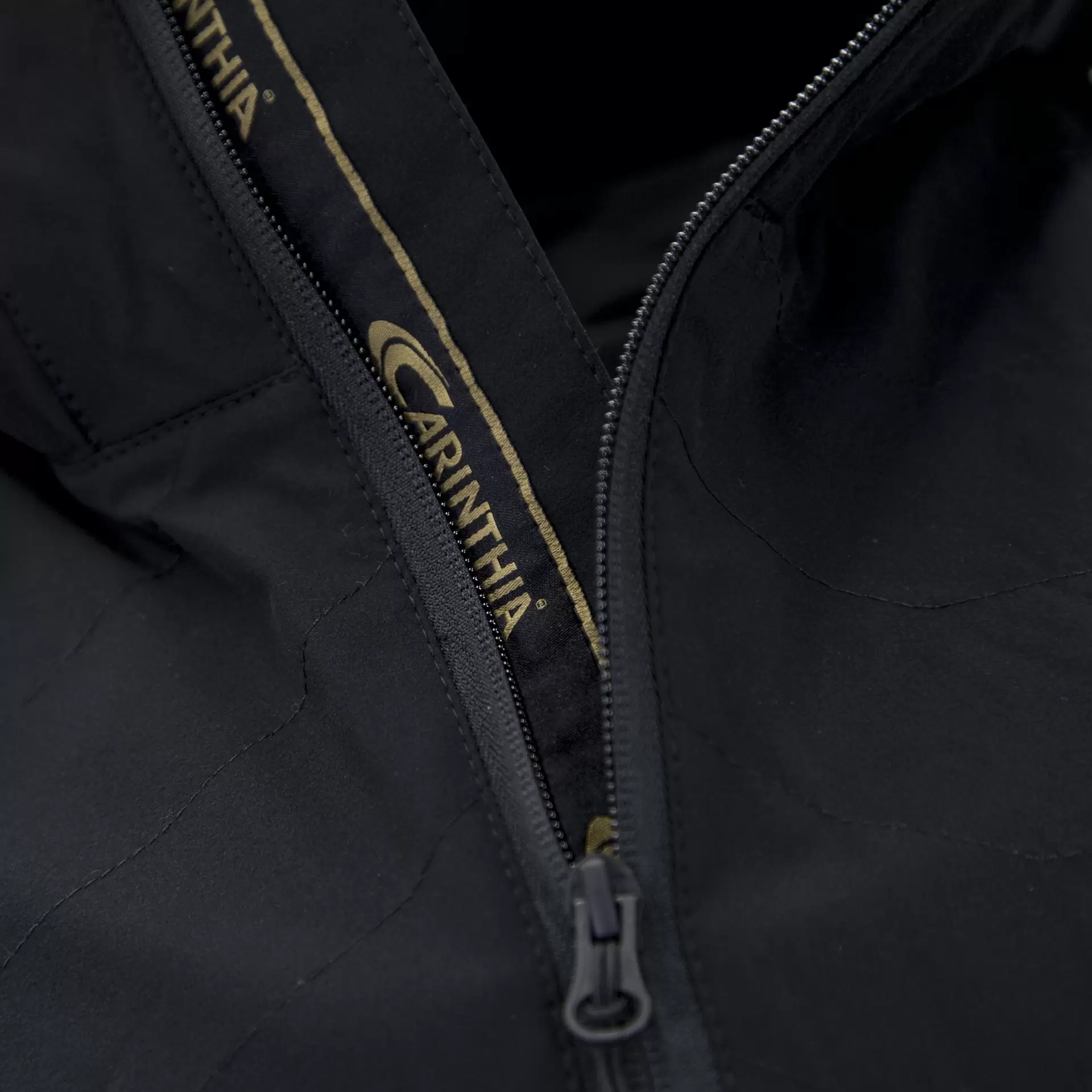 657568_g-loft_ultra_hoody_black_08.webp