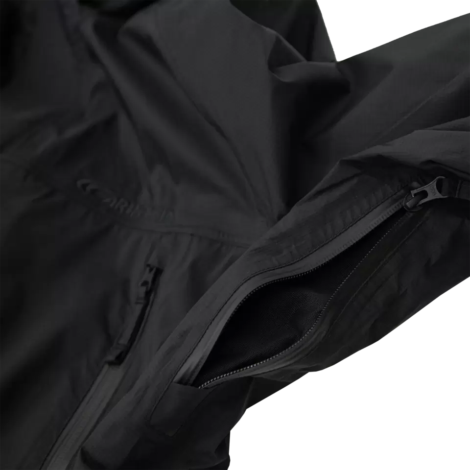 Carinthia_771963_23_loftshell_hydro_black_10.webp