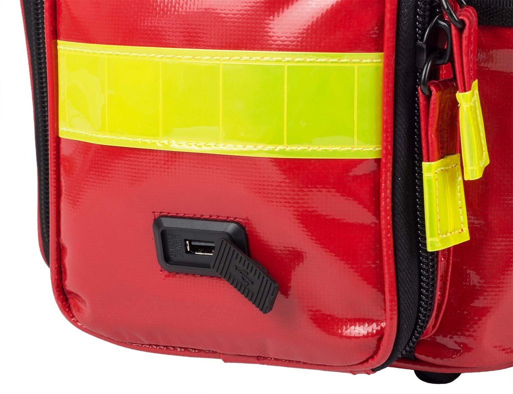 EB02.026_EXTREME Notfalltasche PLANE_rot_USB Detail.jpg