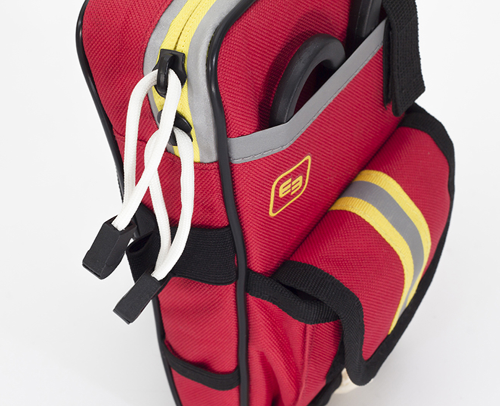 EB02.028_RESQ Rettungsdienst-Holster_rot _Detail.jpg